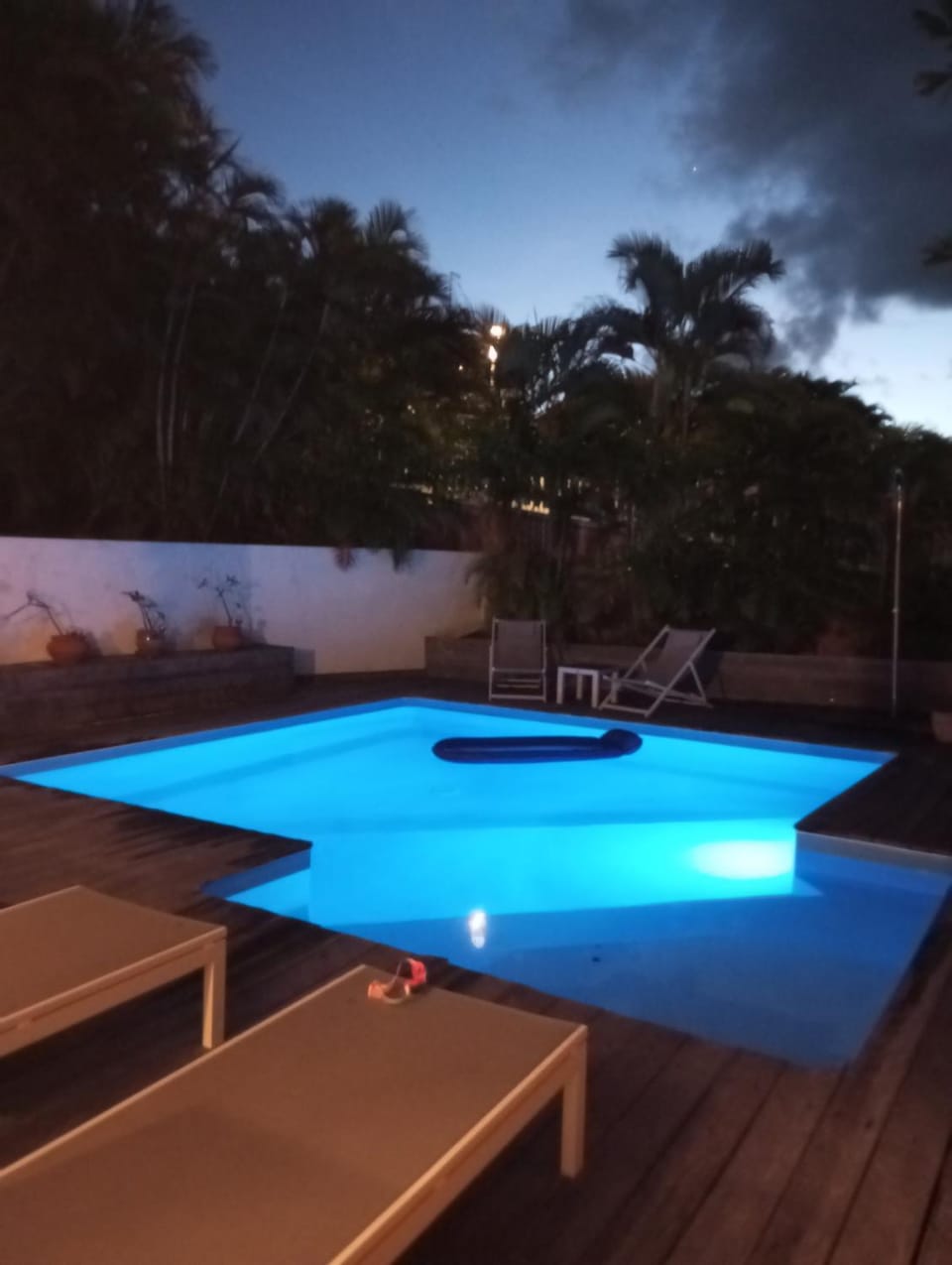 Swimming pool