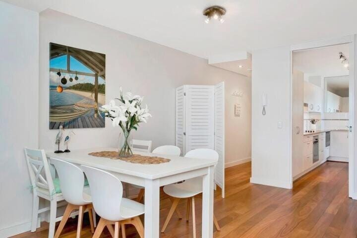MAN29 - Beautiful 2 BR Apartment Manly Wharf Views Apartment in Manly