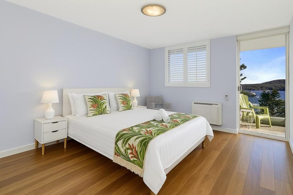 MAN29 - Beautiful 2 BR Apartment Manly Wharf Views Apartment in Manly