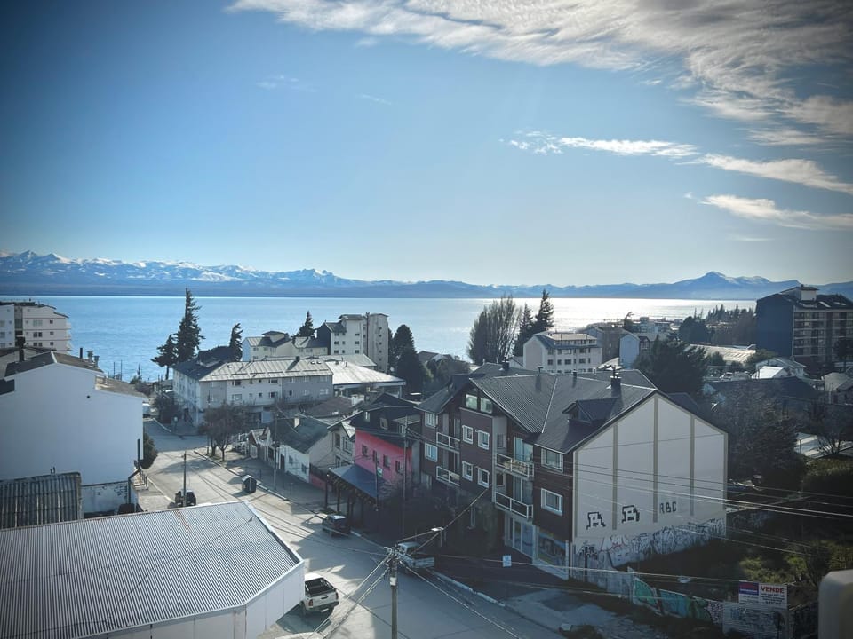 Nearby landmark, Day, Neighbourhood, Natural landscape, City view, Lake view, Mountain view, Street view, Location
