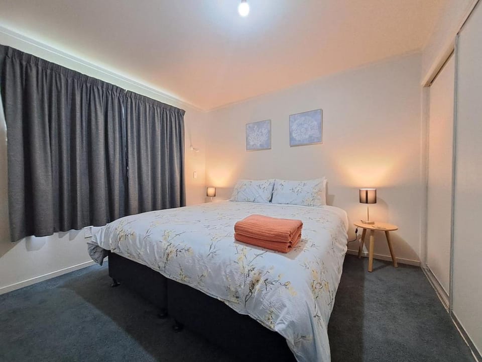 St Clair Stay Walk to the Surf - 1 bedroom Apartment in Dunedin