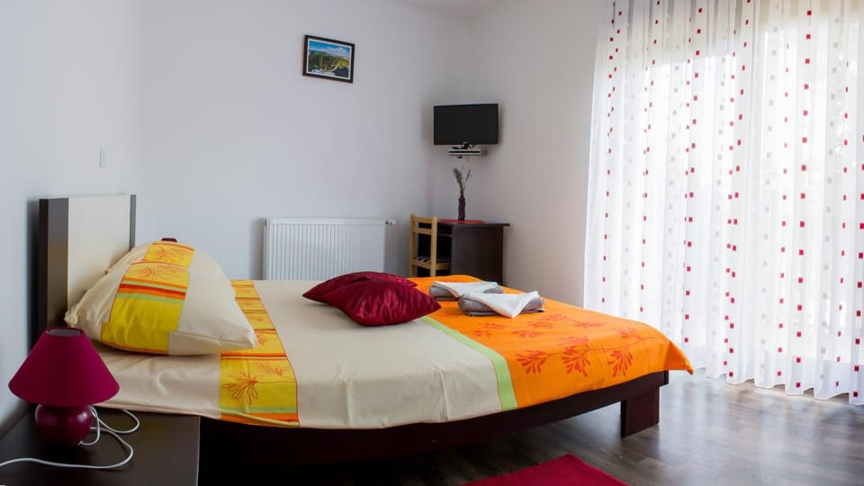 Decorative detail, Bedroom