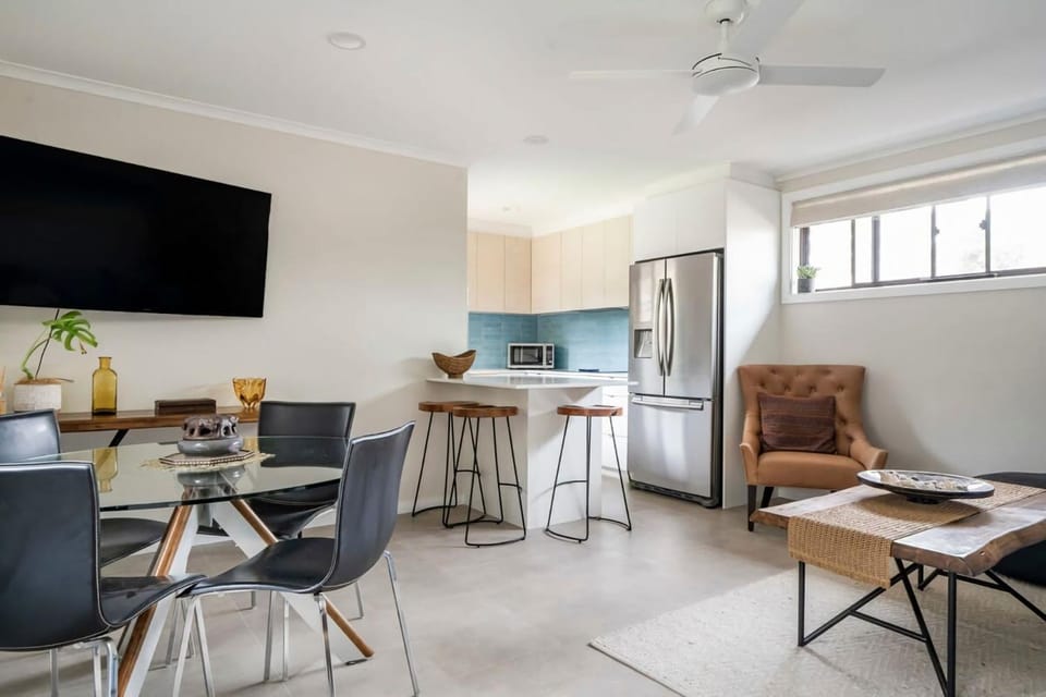 Oak Retreat Bliss by the Beach House in Pittwater Council