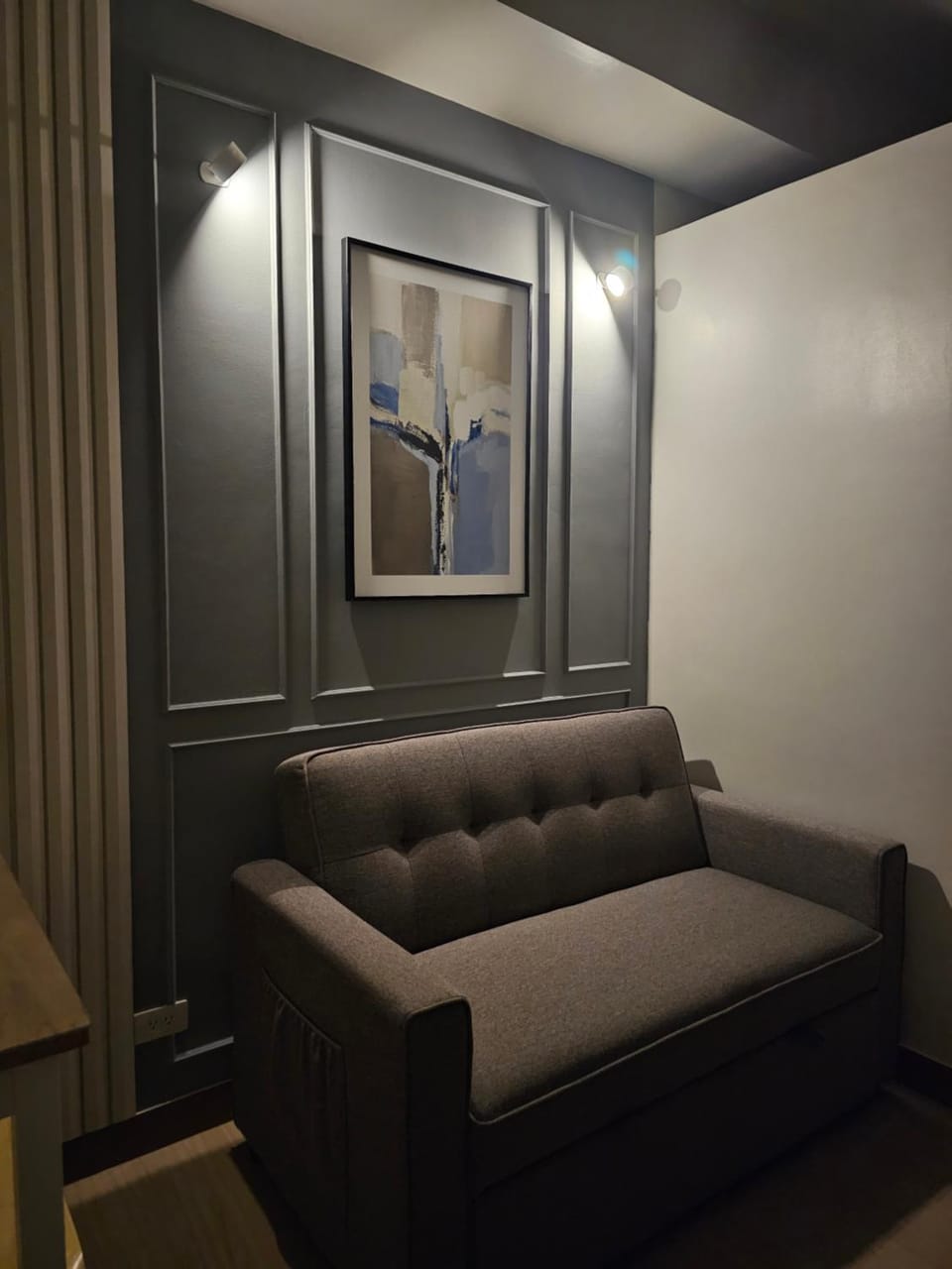 The Palm Royale at Trees Residences Apartment in Quezon City