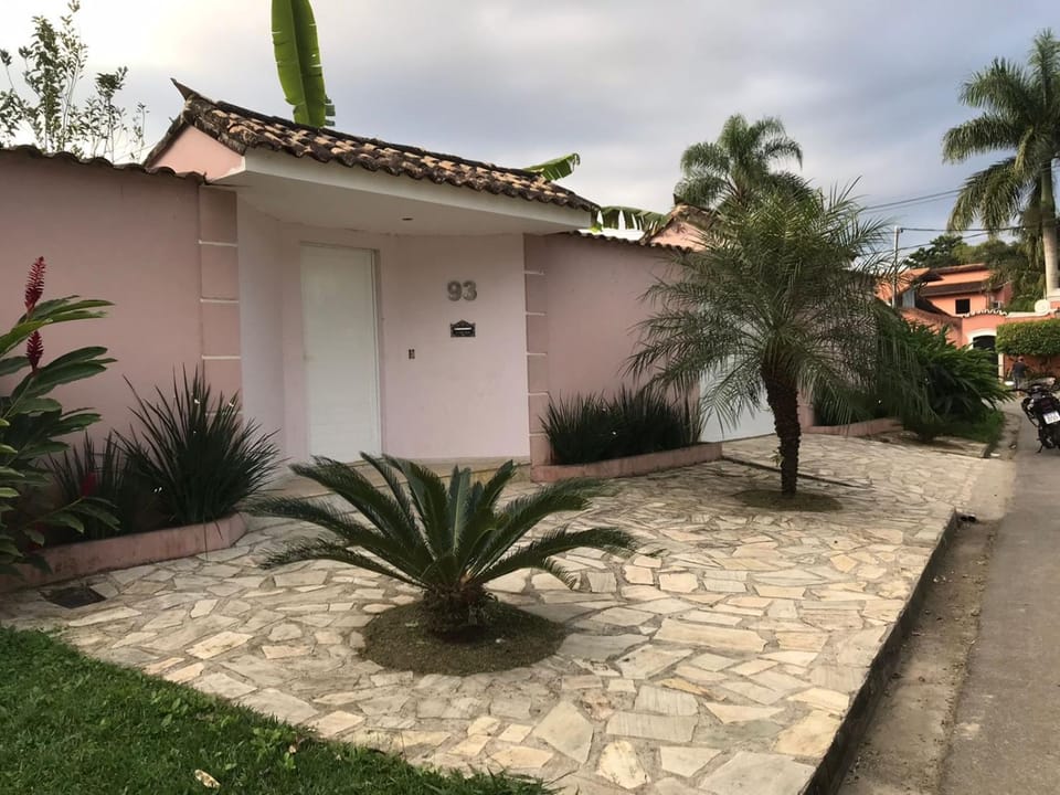 Casa com piscina e churrasqueira! House in State of Rio de Janeiro