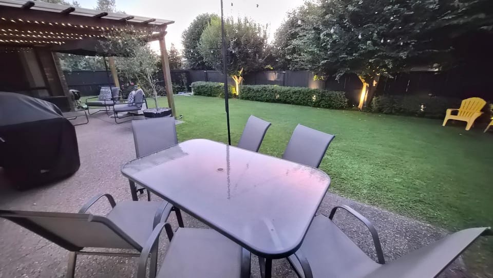 Huntington Honey Vacation rental in Hamilton