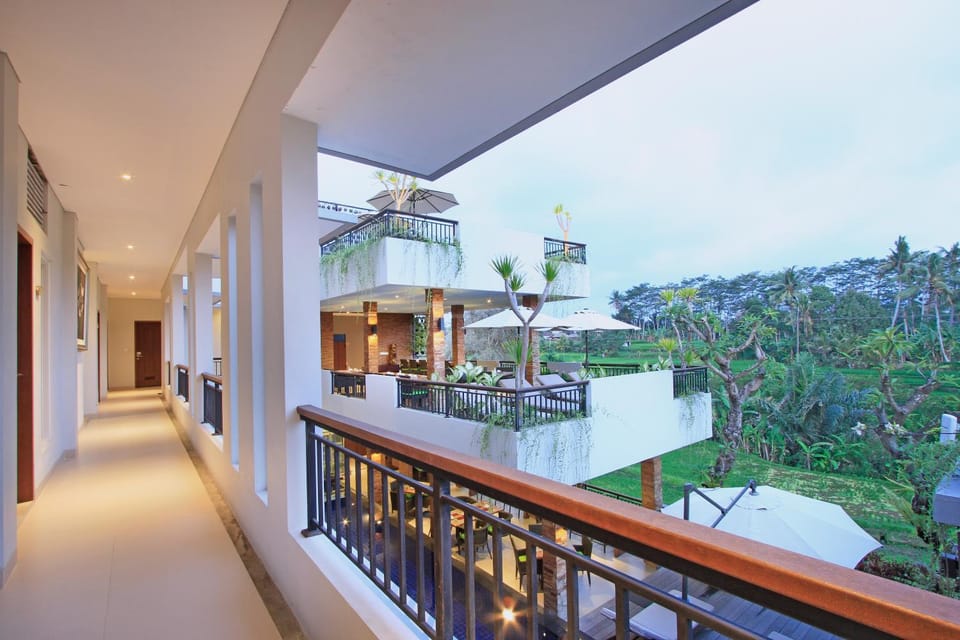 Property building, Area and facilities