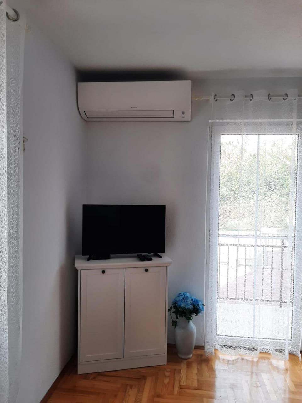 air conditioner