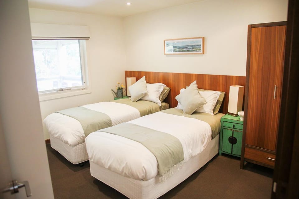 Chalet La Piste Resort in Merrijig