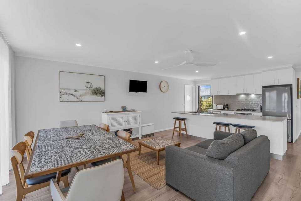 Horseshoe Beach Cottage - Young Street 4 House in Bermagui