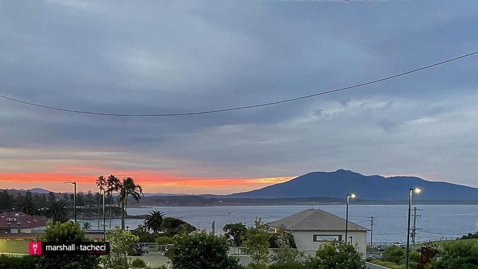 Natural landscape, Mountain view, Sea view, Sunset