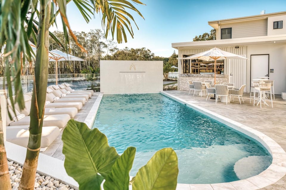 Food and drinks, Swimming pool