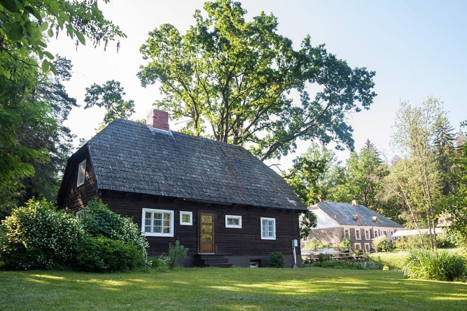 Property building, Garden
