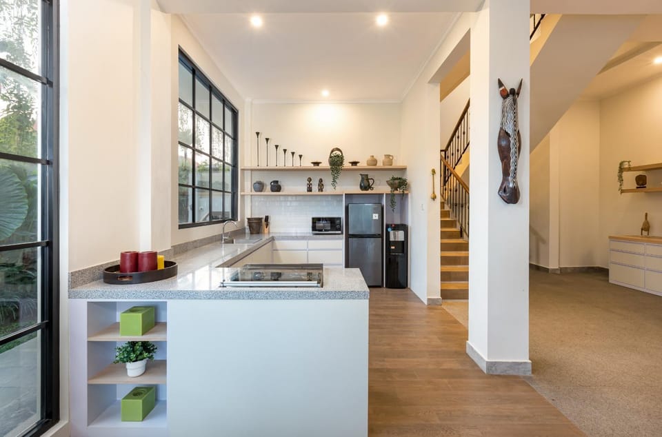 Kitchen or kitchenette, minibar, pet friendly, stove