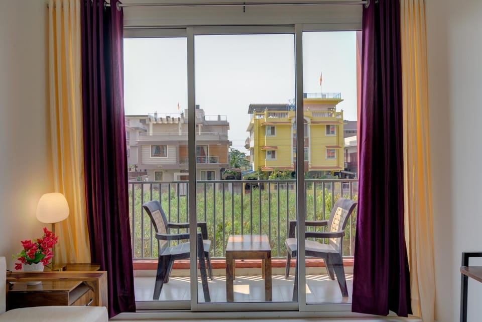Day, View (from property/room), Balcony/Terrace, Living room, Garden view