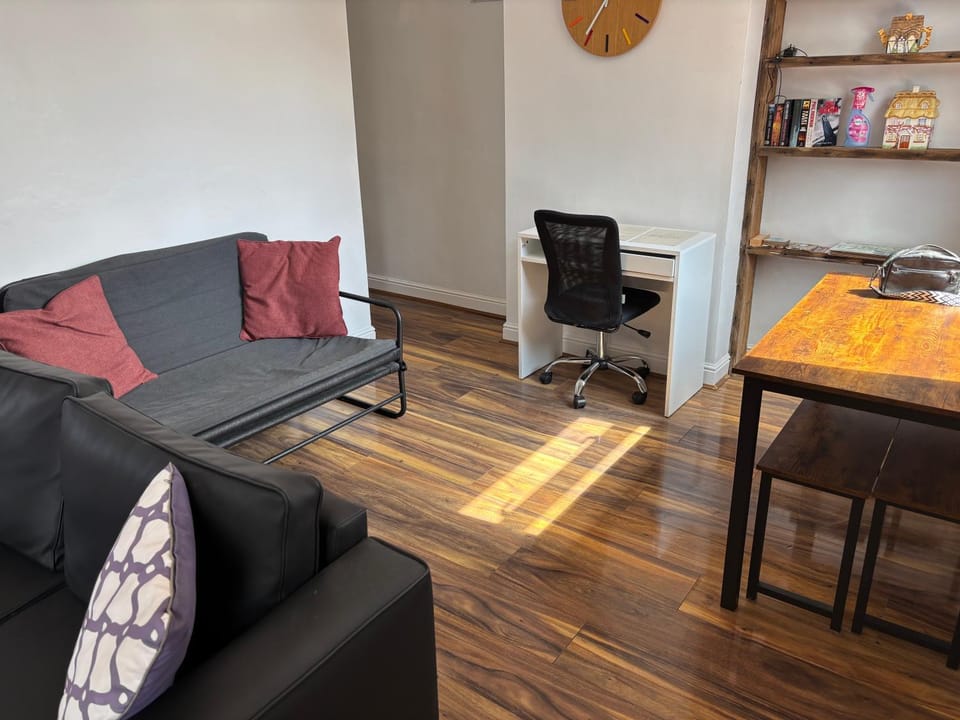 Little Manor House in North East Derbyshire District