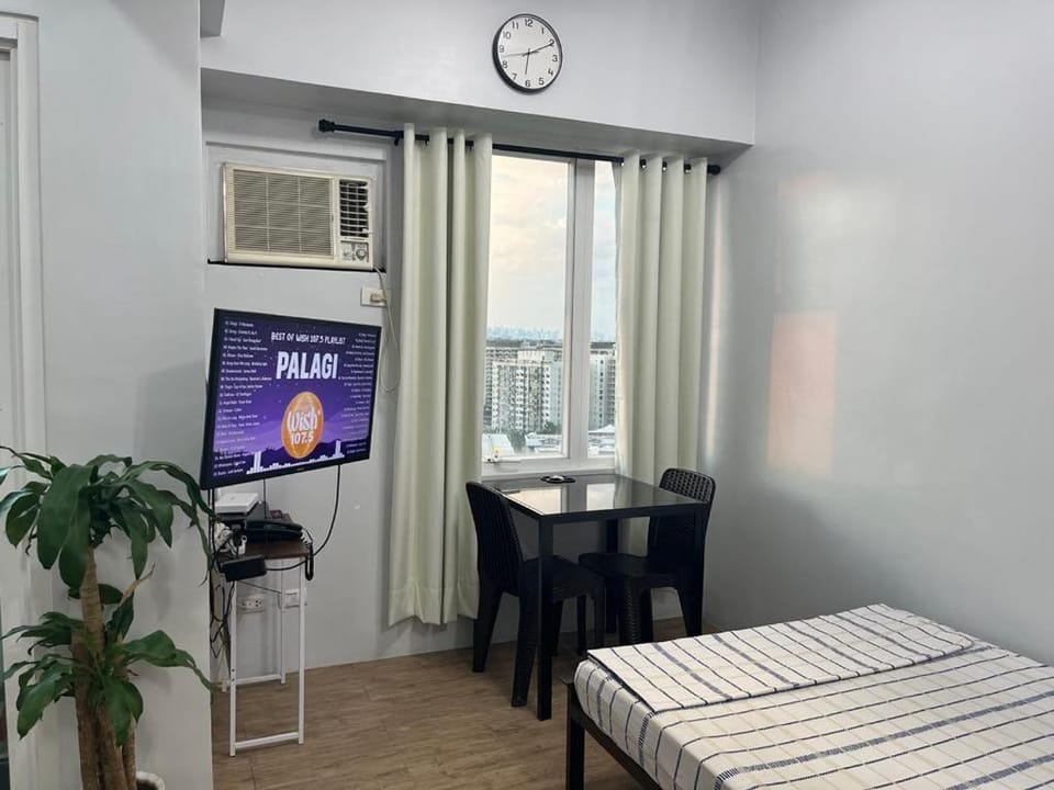Ultimate getaway in Alabang at Anuva Residences Apartment hotel in Paranaque