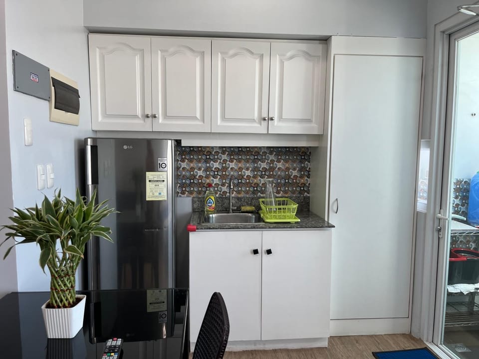 Ultimate getaway in Alabang at Anuva Residences Apartment hotel in Paranaque