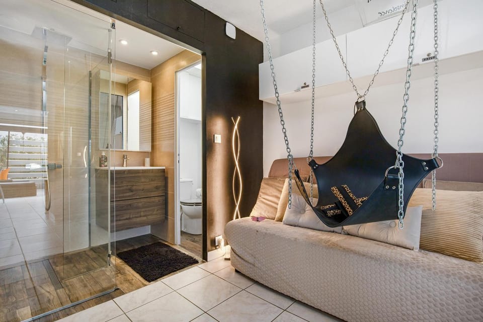 Bathroom, Bedroom