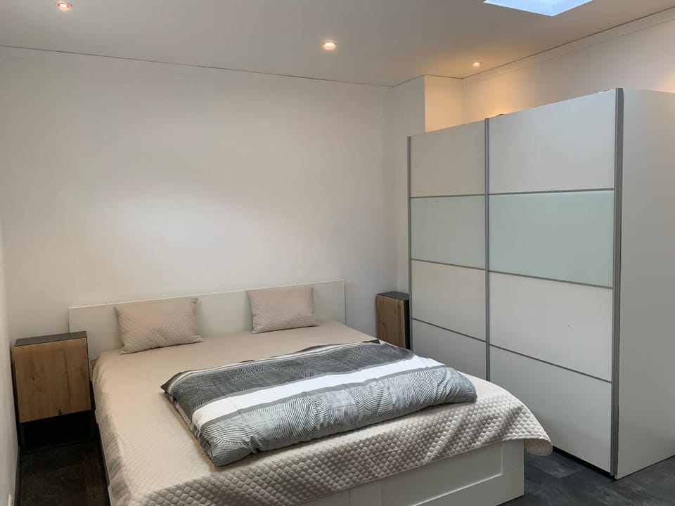 Ganzes Ferienhaus Heidingsfeld Würzburg Apartment in Wurzburg