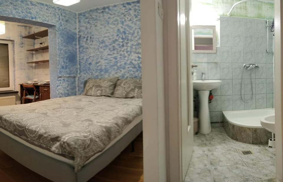 Bathroom, Bedroom