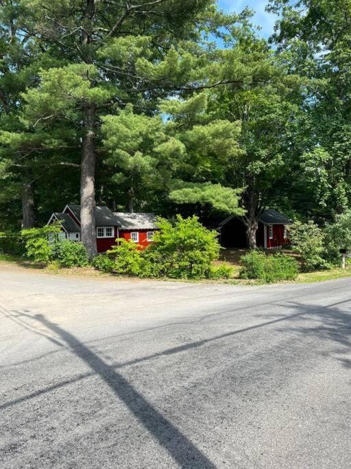 Property building, Natural landscape, Street view
