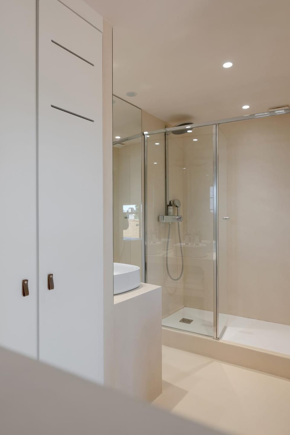 Shower, Bathroom