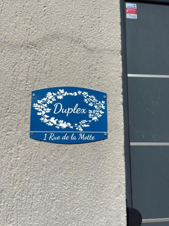 DUPLEX DE LA MOTTE House in Pays de la Loire