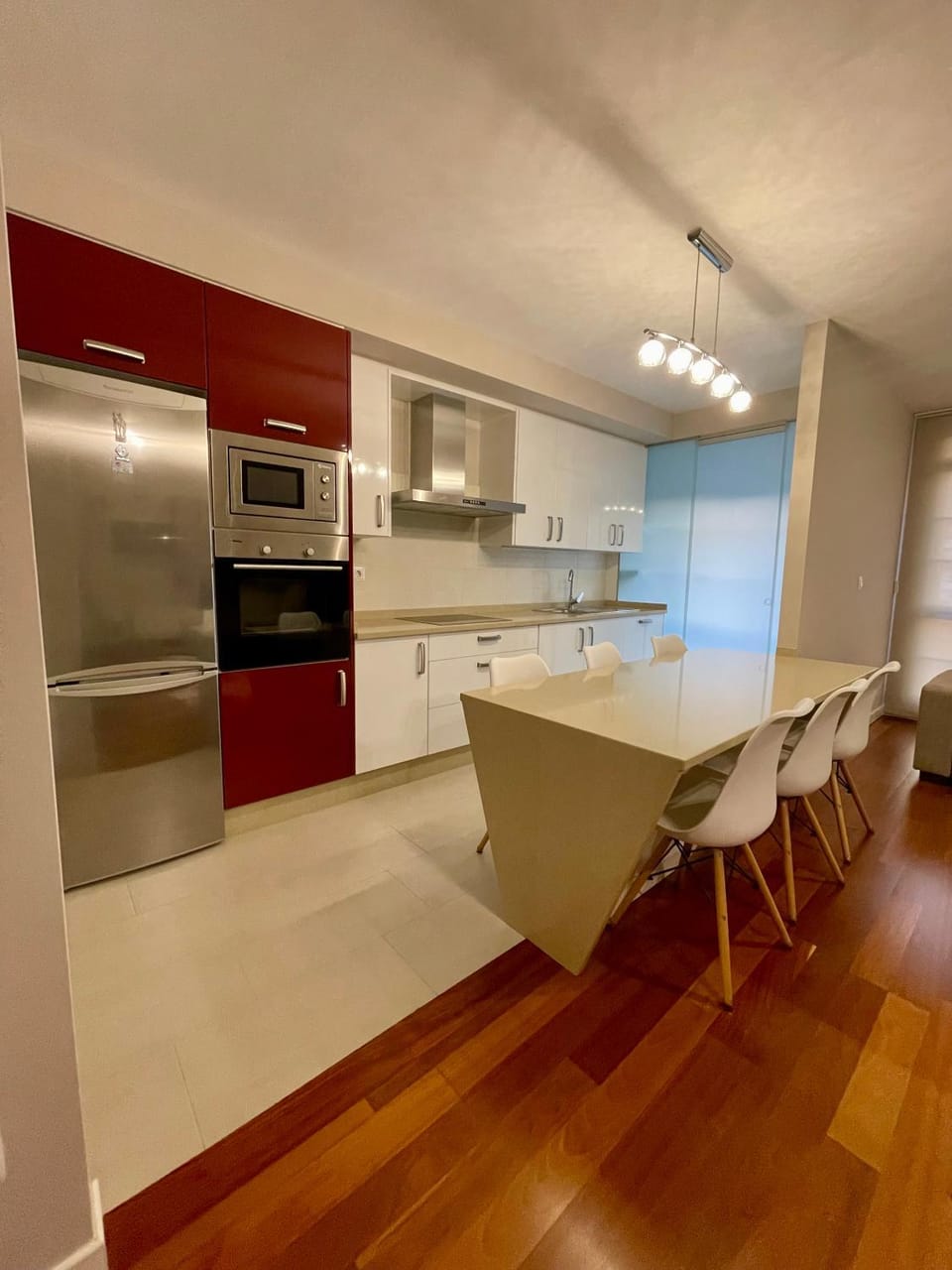 Kitchen or kitchenette, Dining area, dishwasher, oven, toaster