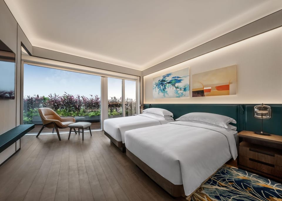 Bed, Balcony/Terrace, Photo of the whole room, Bedroom
