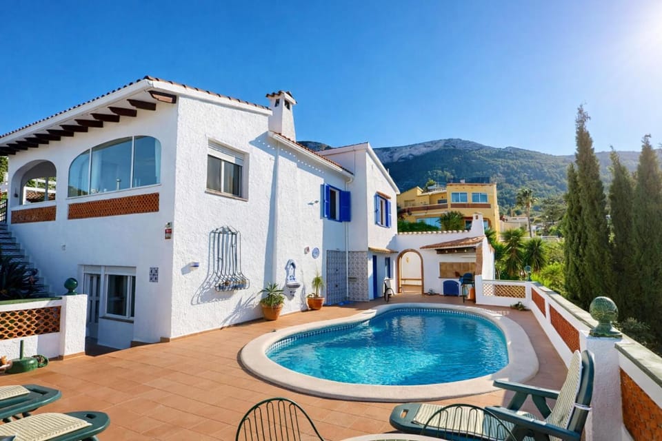 Property building, Patio, Day, Natural landscape, Mountain view, Pool view, Swimming pool, sunbed