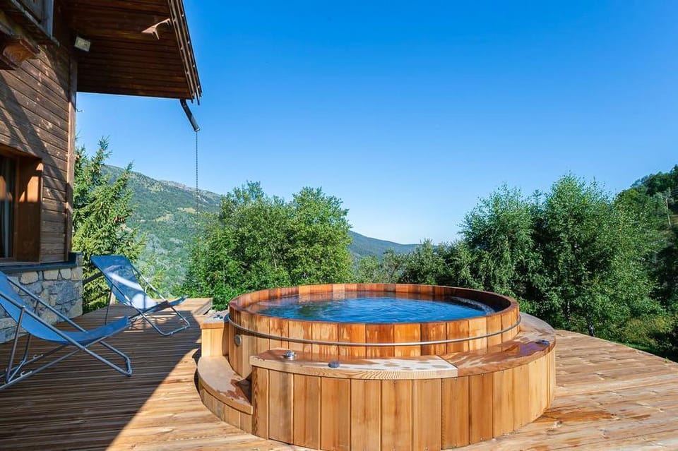 Hot Tub, View (from property/room), Balcony/Terrace, Spa and wellness centre/facilities, Spa and wellness centre/facilities