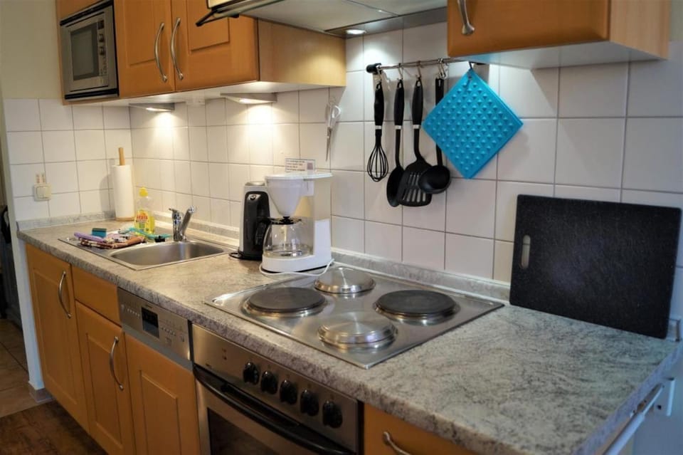 Strandnahe Fewo mit Balkon, WLAN-Anschluss & PKW-Stellplatz Apartment in Kühlungsborn