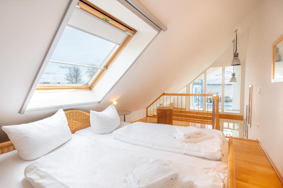 Helle Fewo mit Salzhaffblick über 2 Ebenen Apartment in Rerik