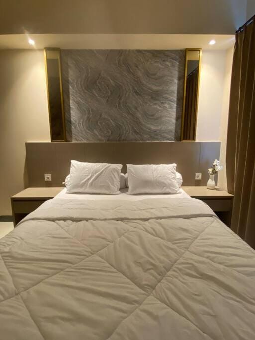 Luxury Studio Benson Apartment, Pakuwon Mall Apartment in Surabaya