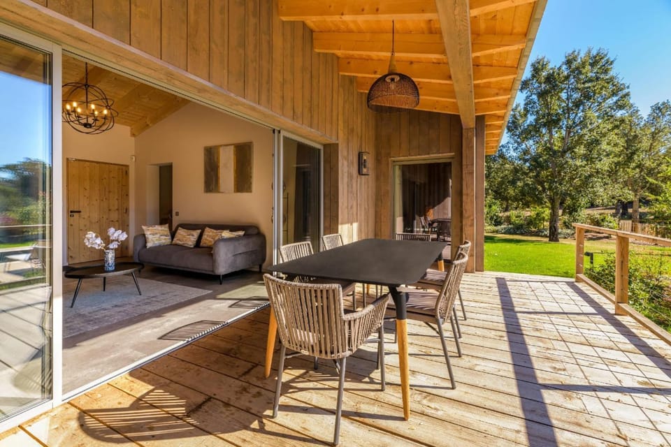 Lodge La Myrte Di Lecci Villa in Zonza