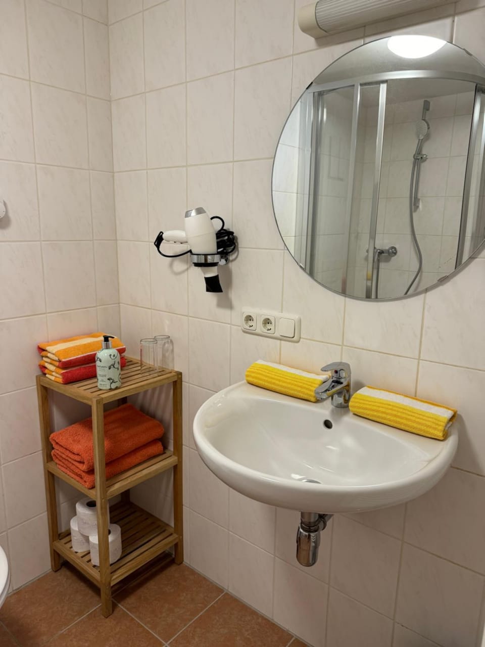 Bathroom, heating, towels