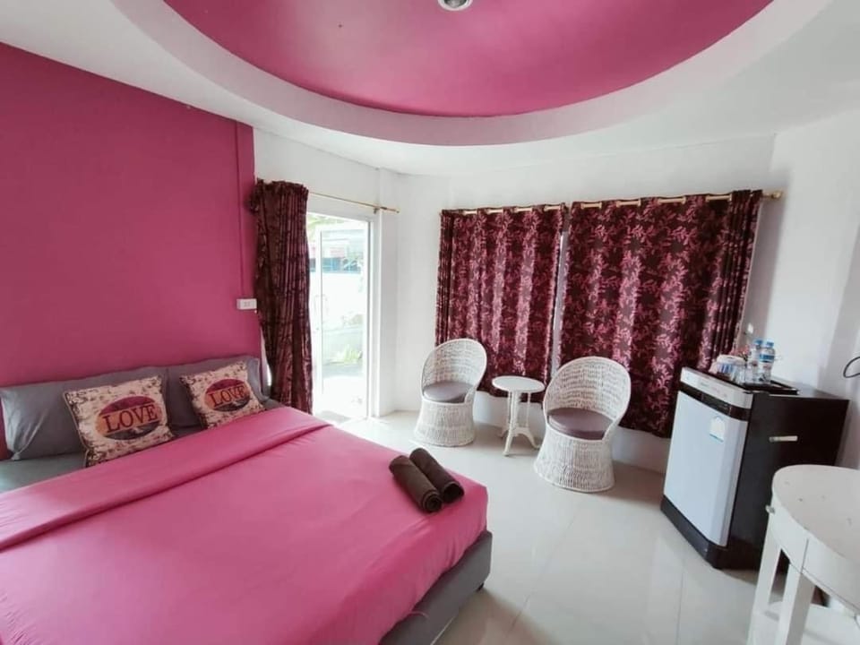 Thongtalay Bed & Breakfast Koh Larn Bed and Breakfast in Chon Buri Changwat