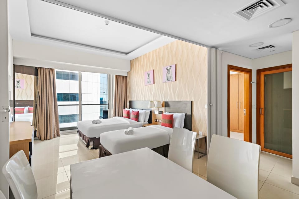 Great 2BR APT Ocean Heights Apartment in Dubai