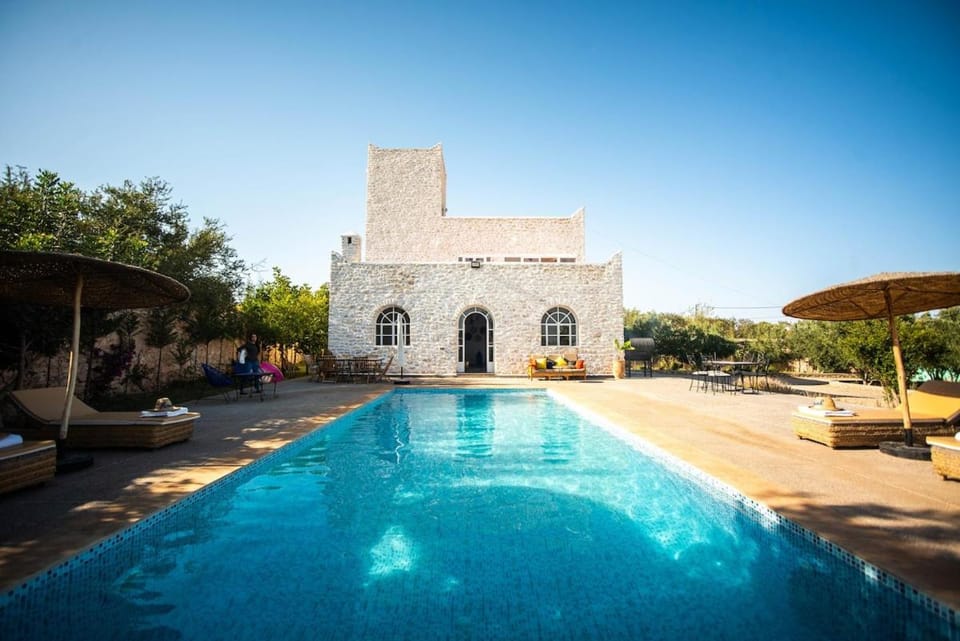 Villa Les jardins fleuris-élégante villa avec piscine privée Villa in Marrakesh-Safi