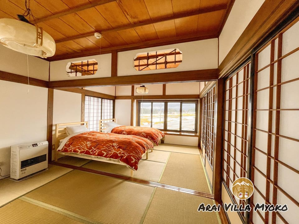 Bed, Bedroom, air conditioner