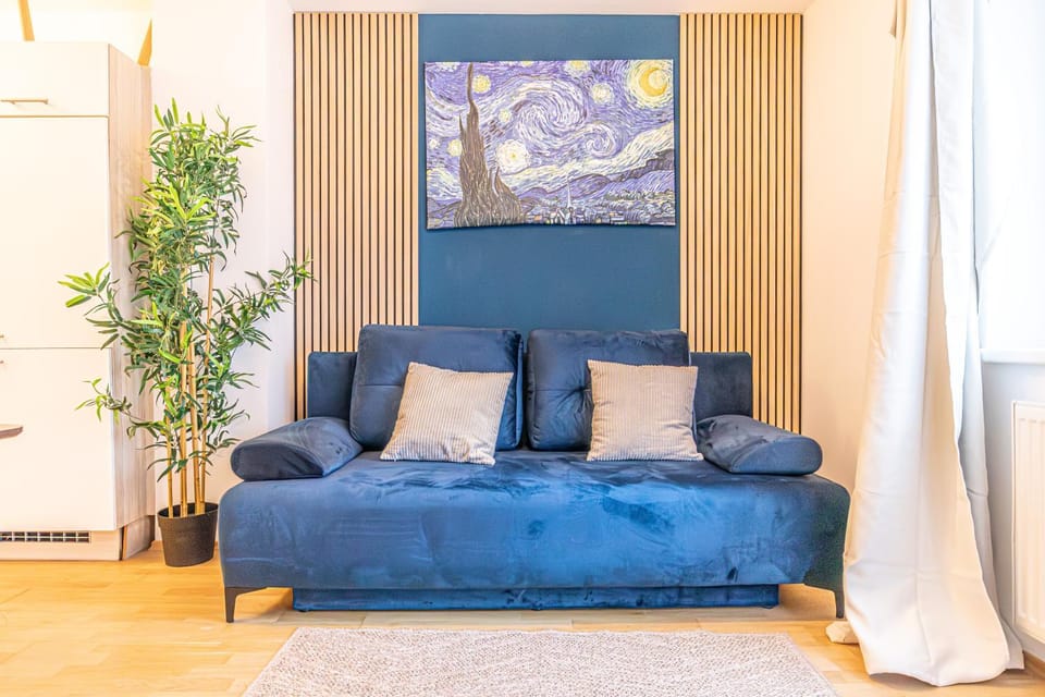 Property building, Seating area