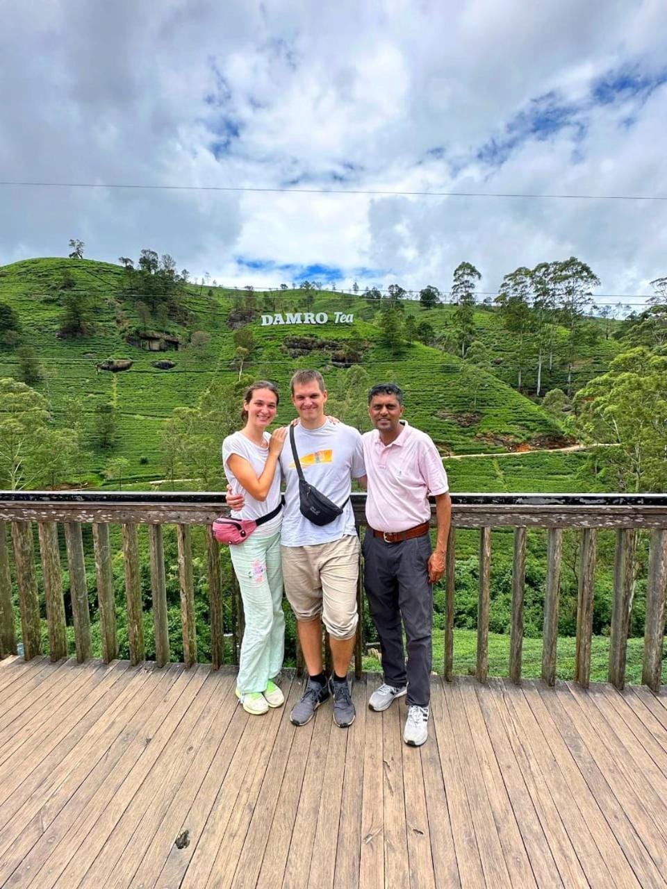Nearby landmark, Hiking, Guests, Location, group of guests