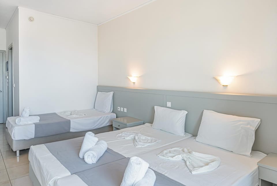 Property building, Living room, Bedroom