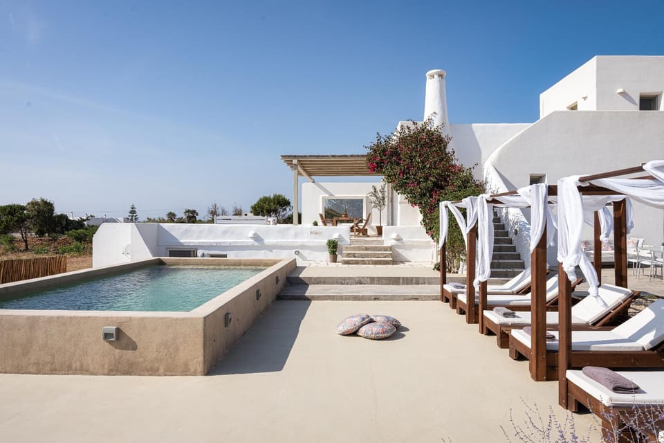 Patio, Day, Balcony/Terrace, Pool view, Swimming pool, sunbed