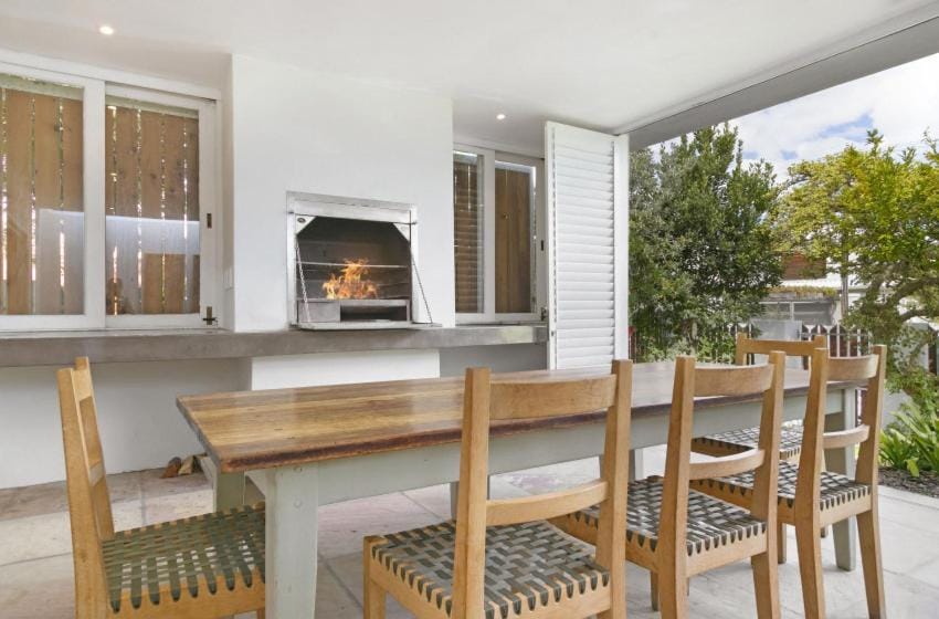 Voelklip Beach Cottage House in Hermanus