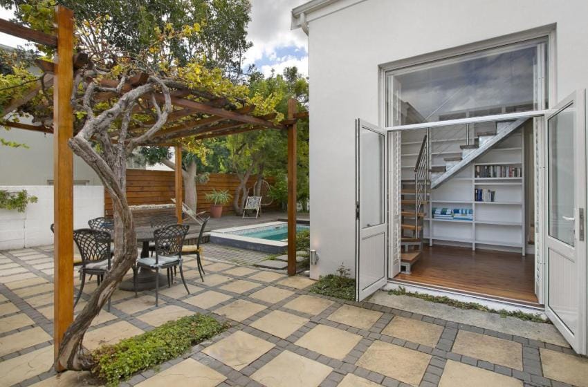 Voelklip Beach Cottage House in Hermanus