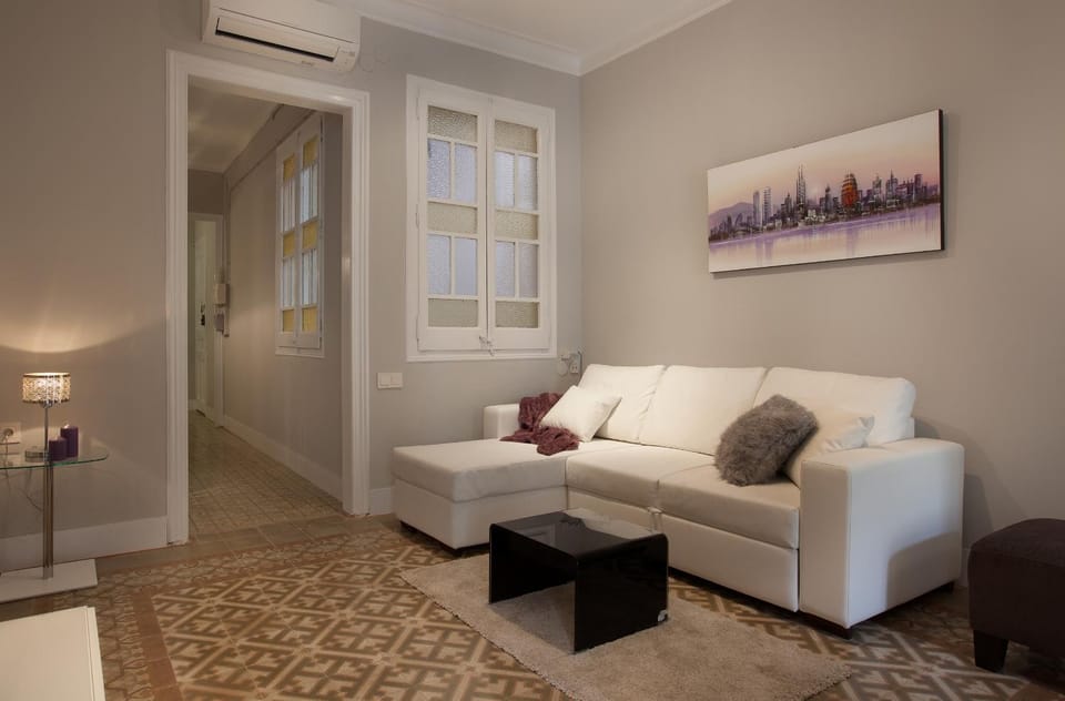 Day, Living room, Seating area, On site