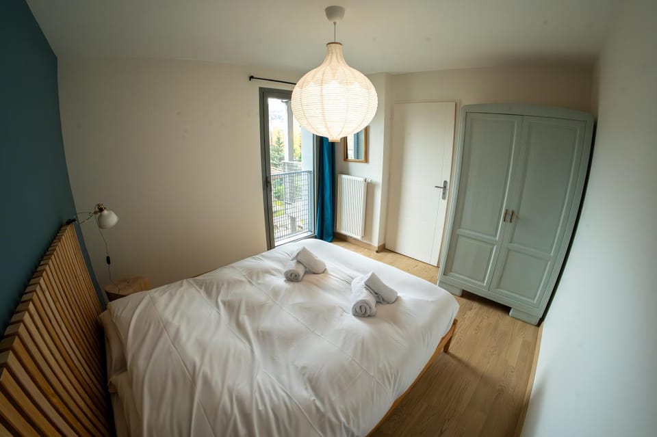 Bed, Photo of the whole room, Bedroom, towels, wardrobe