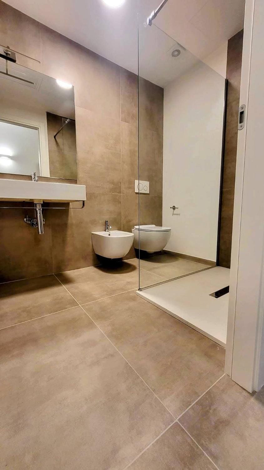 Shower, Toilet, Bathroom